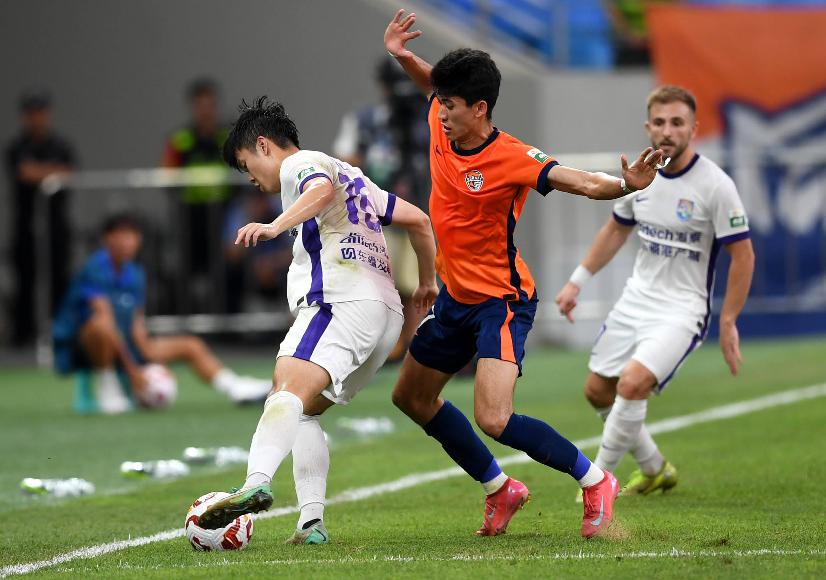 年轻有为的 年轻有为的