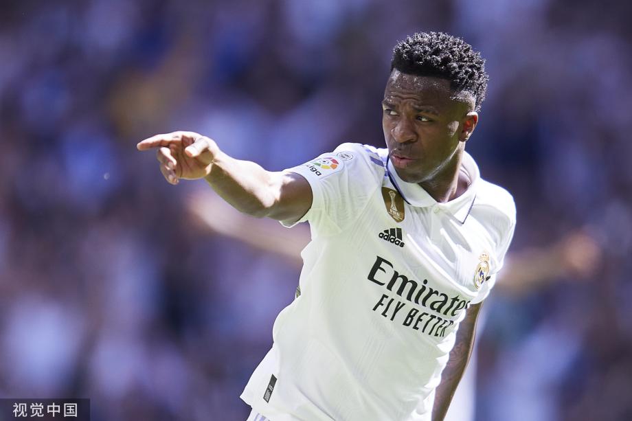 在足球界 在足球界