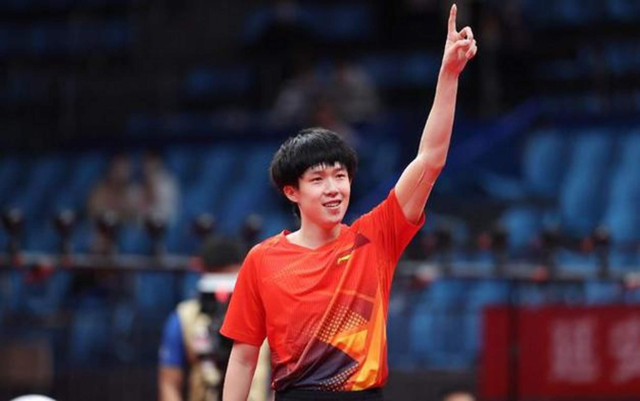 而刘彬彬恰 而刘彬彬恰