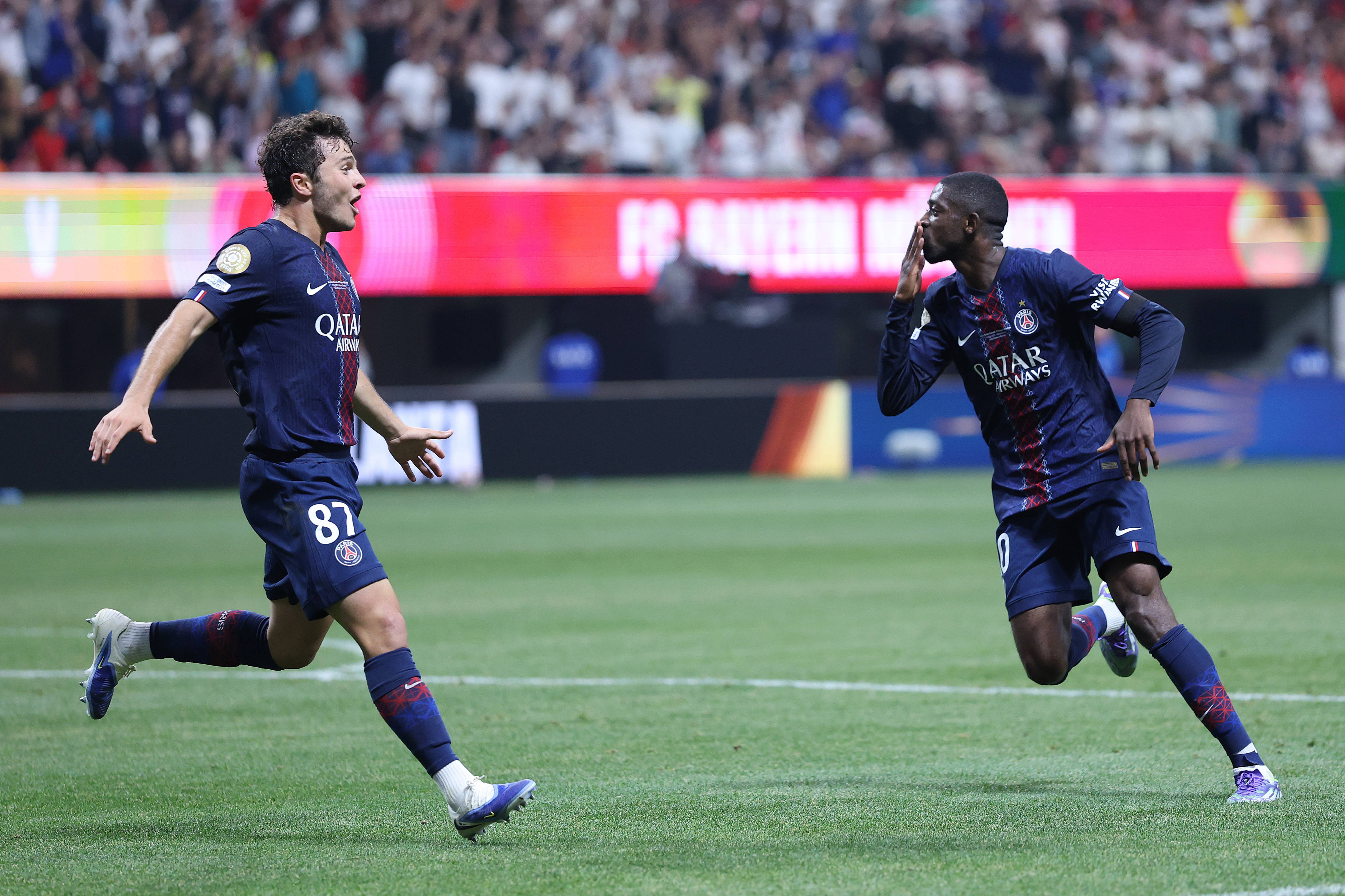 他在两点五 他在两点五