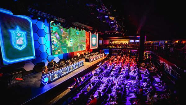 四是换人节 四是换人节